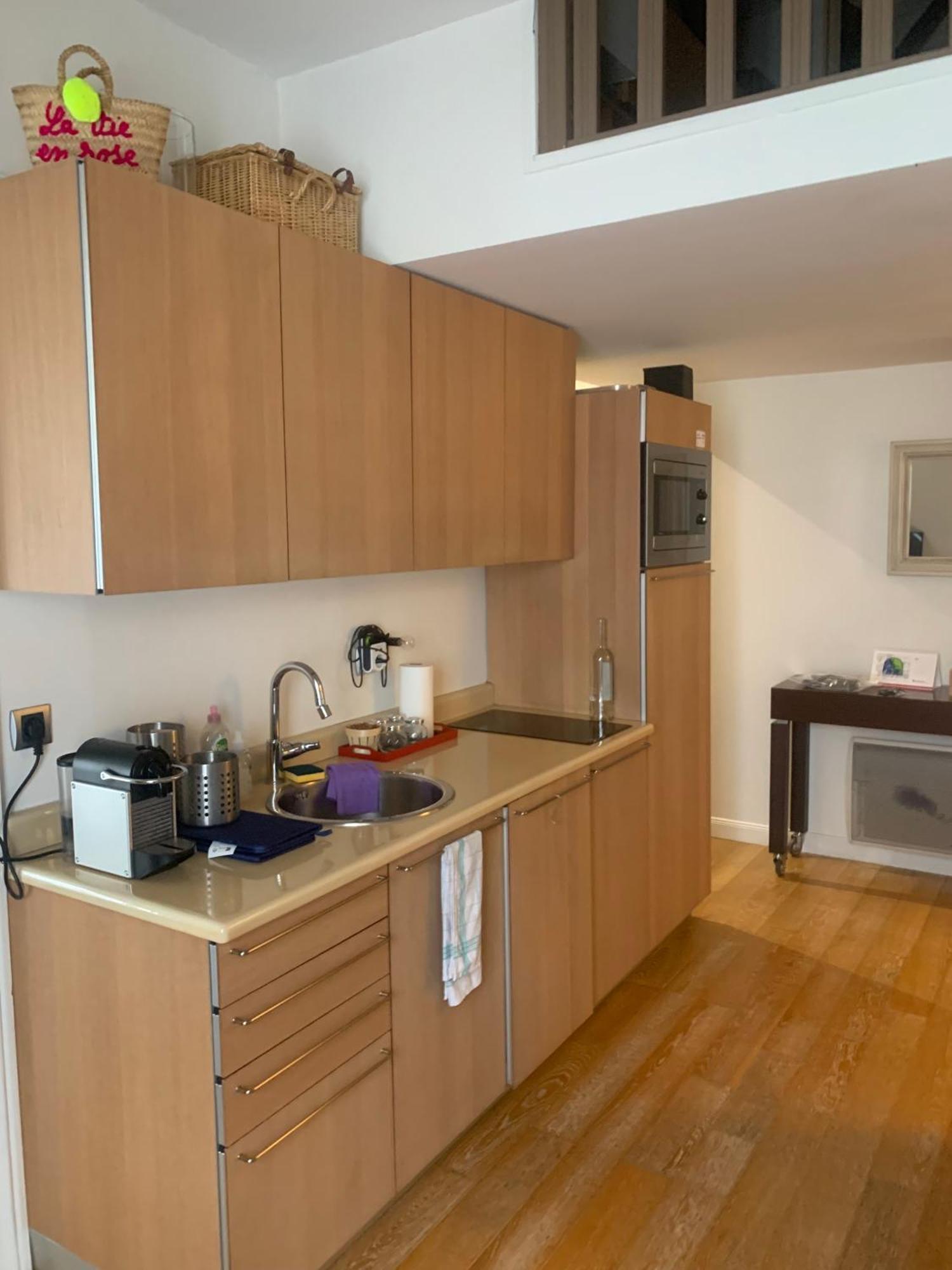 Confort Au Coeur De 8e, 5e Etage Avec Ascenseur Appartamento Parigi