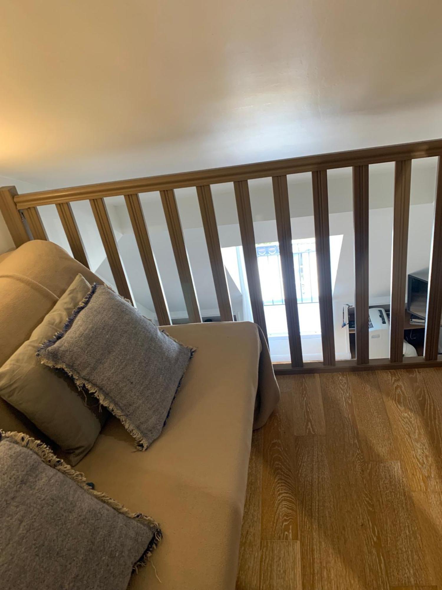 Confort Au Coeur De 8e, 5e Etage Avec Ascenseur Appartamento *