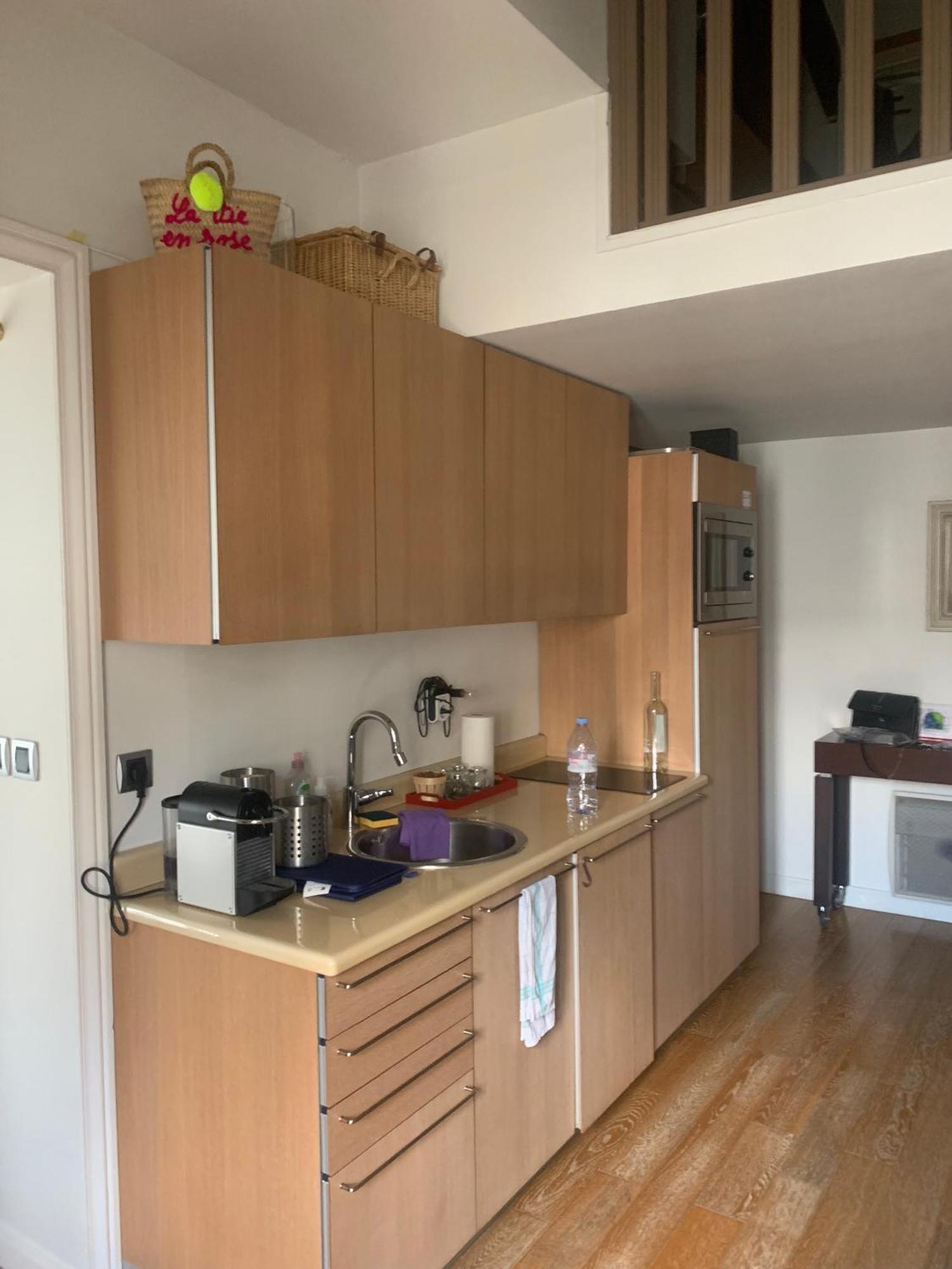 Confort Au Coeur De 8e, 5e Etage Avec Ascenseur Appartamento *