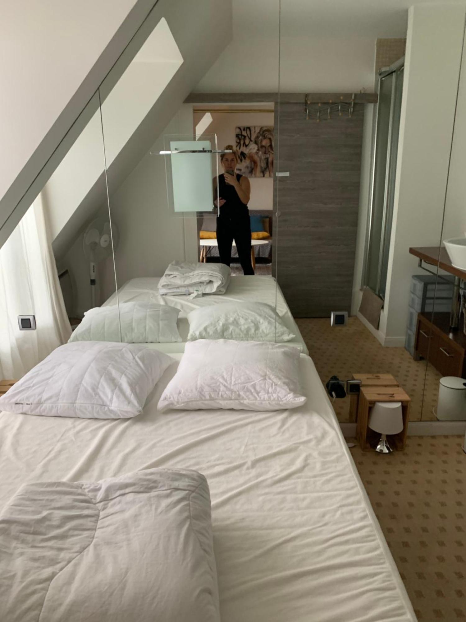 Confort Au Coeur De 8e, 5e Etage Avec Ascenseur Parigi